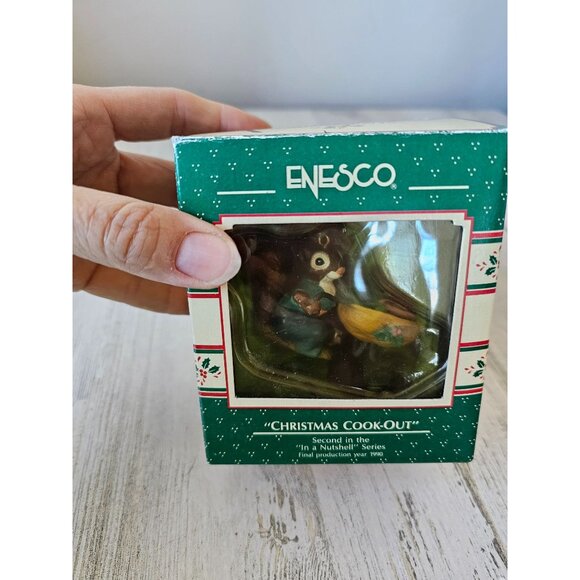 Enesco Xmas cookout squirrel grill ornament vintage in a nutshell second 1989 - Picture 10 of 10